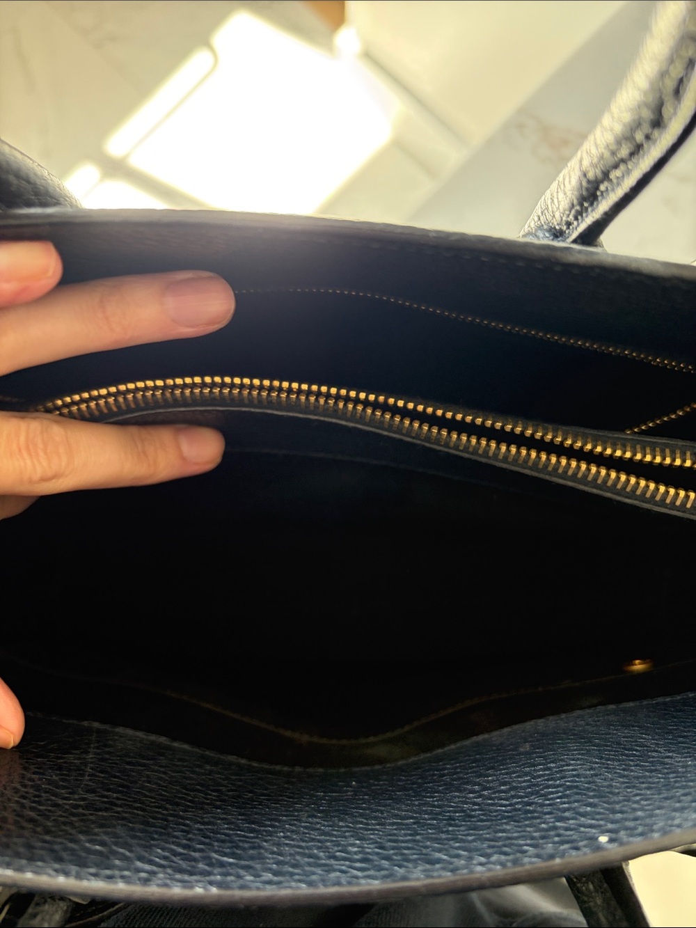 Saint Laurent Black Grained Leather Sac de Jour Tote with Shoulder Strap - Picture 7 of 7